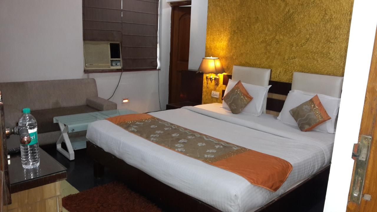 Hotel Rahul Deluxe 那格浦尔 外观 照片