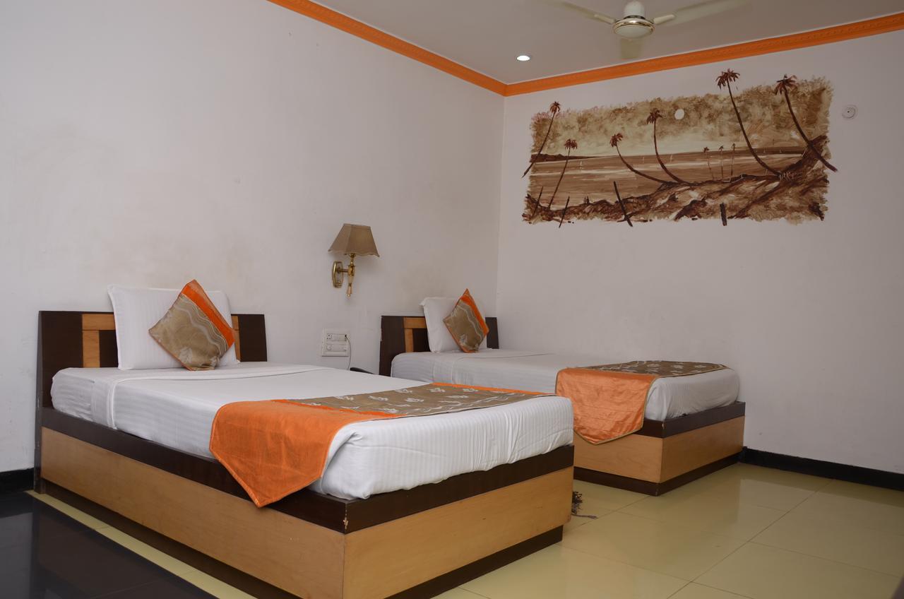 Hotel Rahul Deluxe 那格浦尔 外观 照片