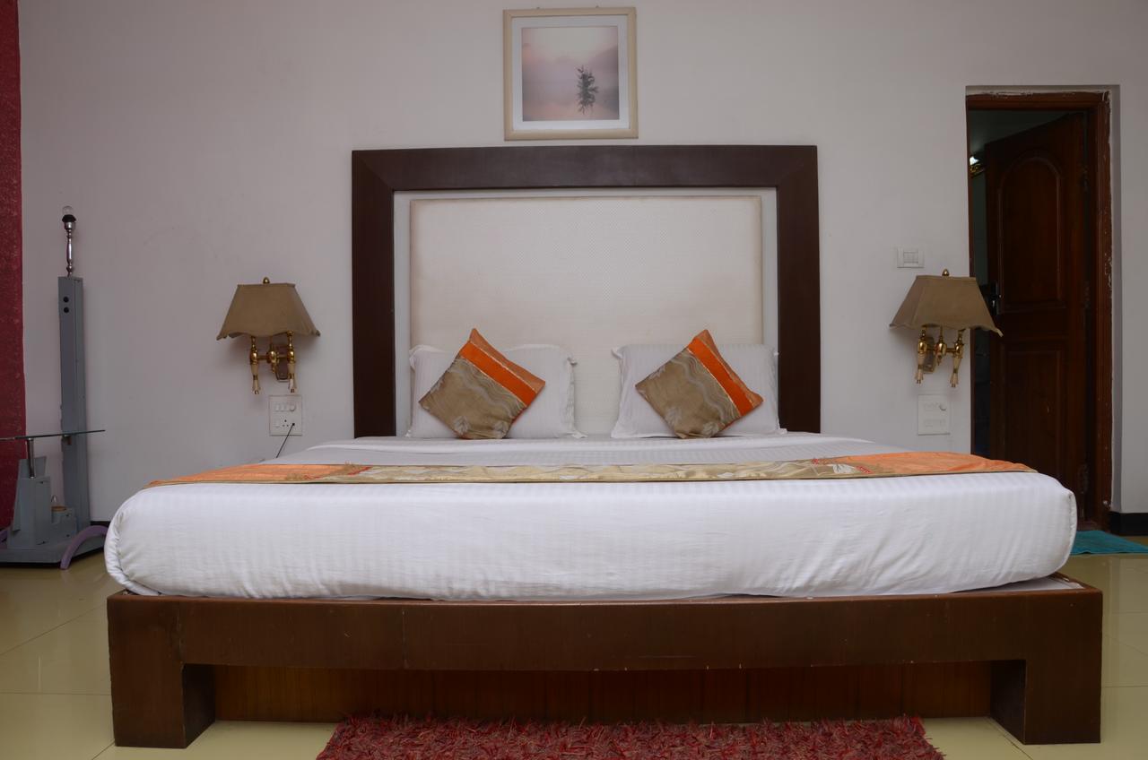 Hotel Rahul Deluxe 那格浦尔 外观 照片