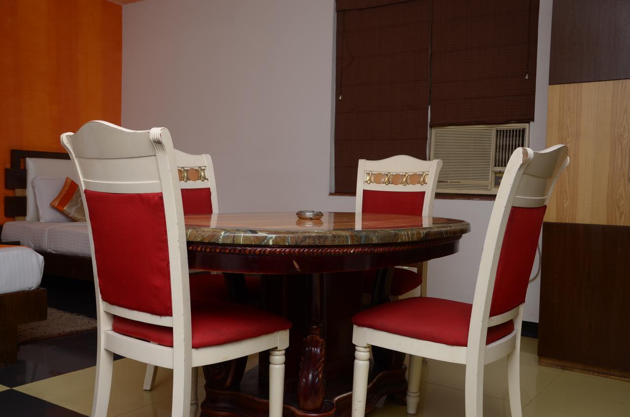 Hotel Rahul Deluxe 那格浦尔 外观 照片