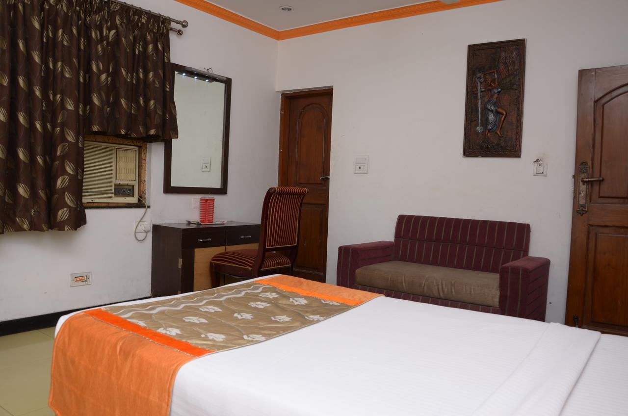 Hotel Rahul Deluxe 那格浦尔 外观 照片