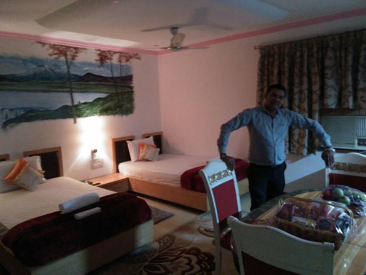 Hotel Rahul Deluxe 那格浦尔 外观 照片